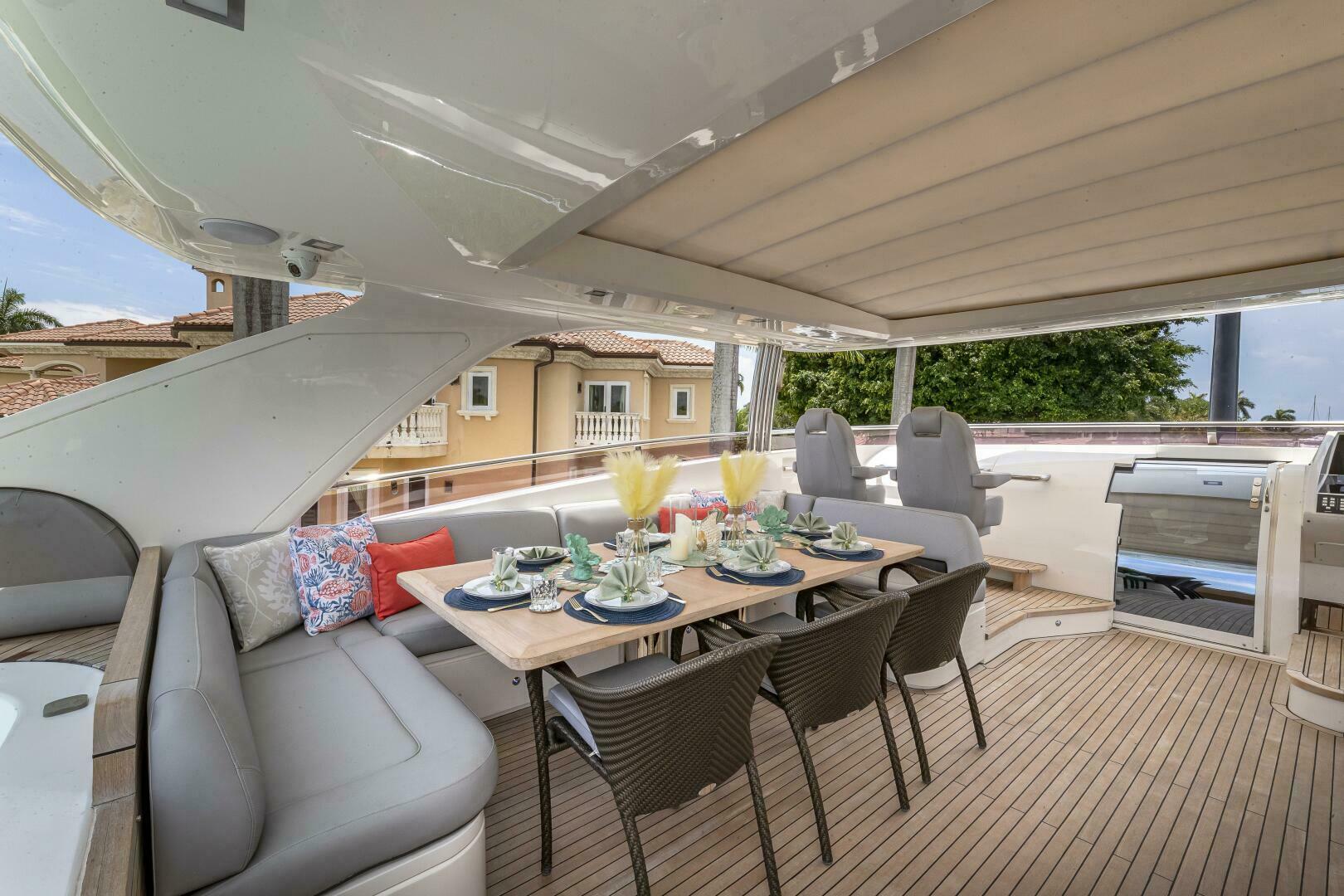 2012 Princess 32M - Image 59