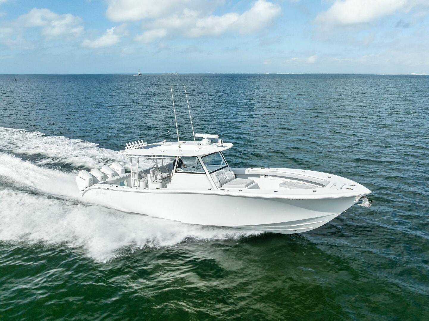 2024 Yellowfin 42 Offshore - Image 31