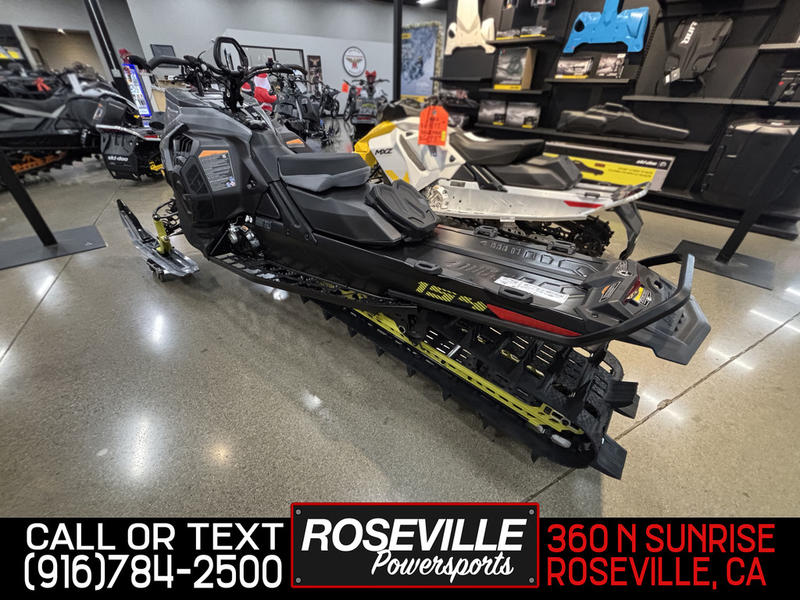 2026 Ski-Doo SUMMIT EDGE 8TR HAC 154 - Image 2