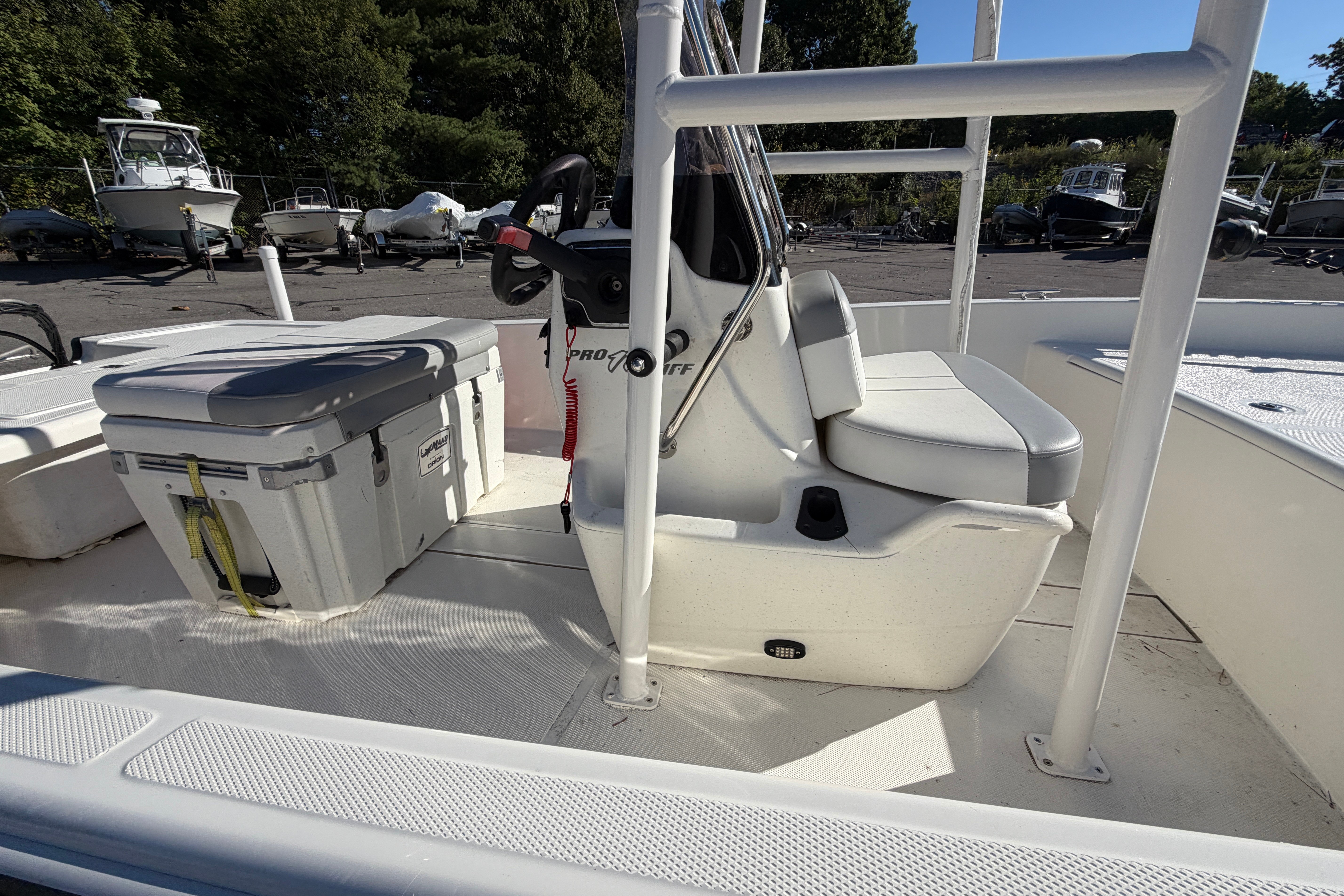 2019 Mako Pro Skiff 17 CC - Image 30