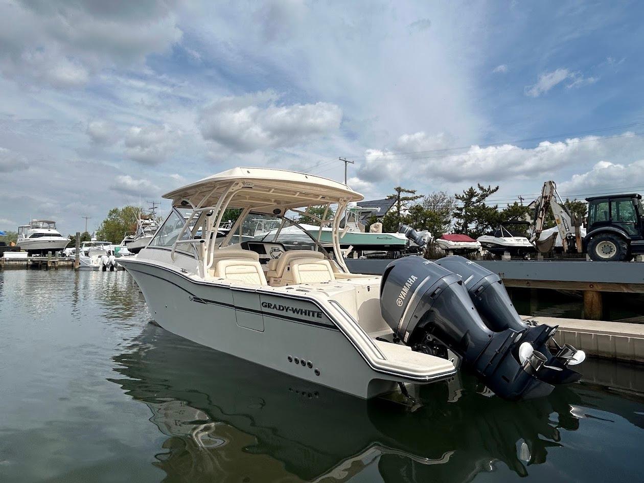  2019 Grady-White Freedom 325 - Image 2