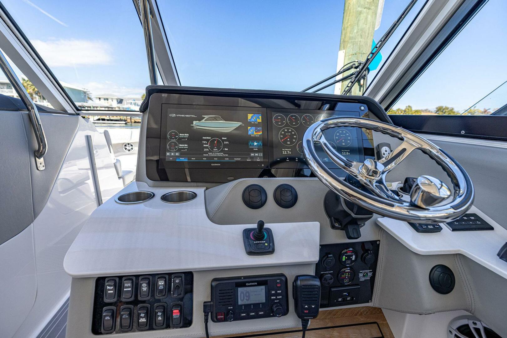 2022 Regal LX 36 - Image 29