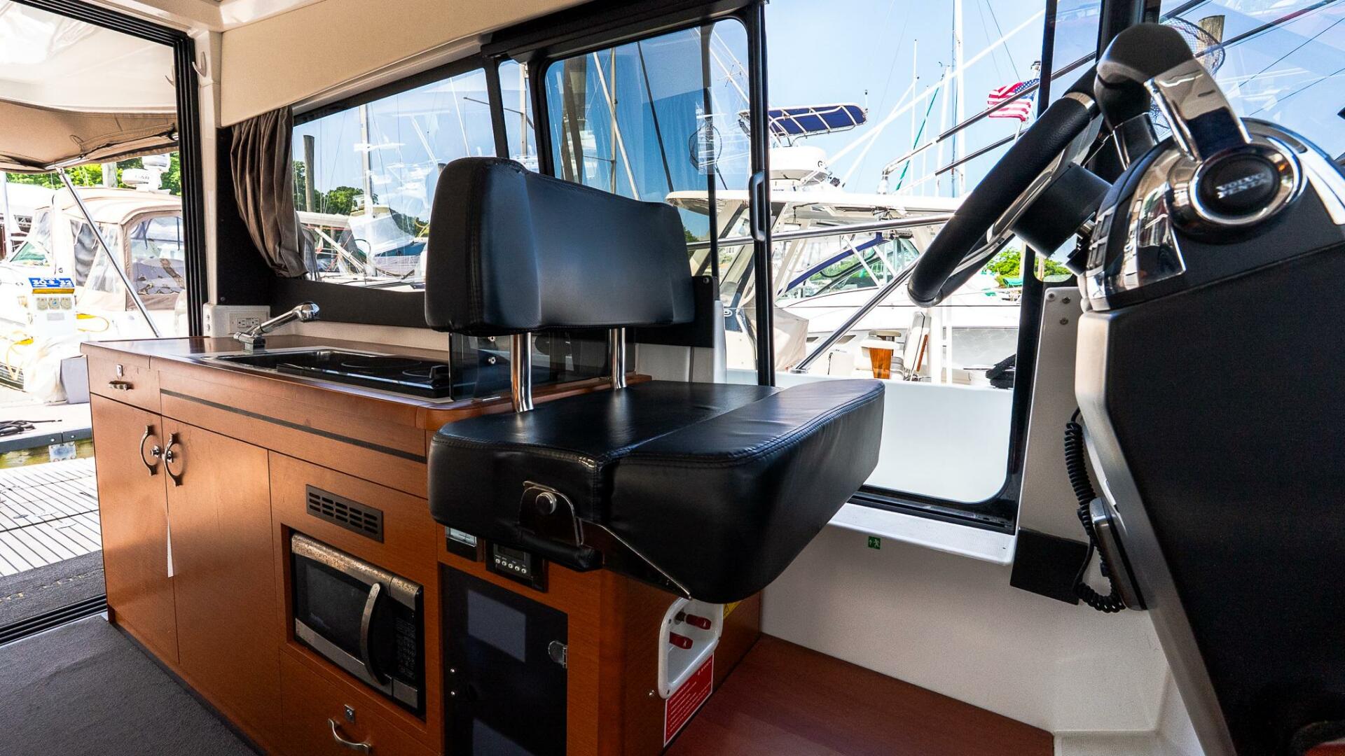 2018 Jeanneau NC 11 - Image 35