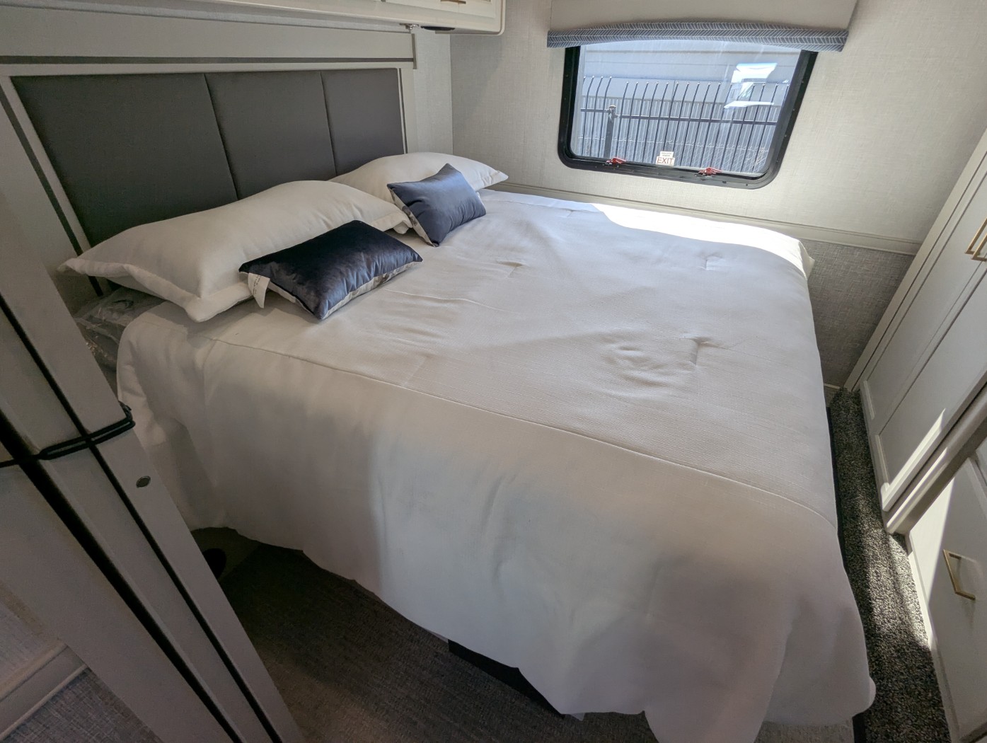 2026 Fleetwood Flair 29M - Image 27