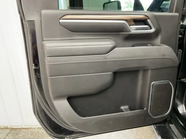 2025 Chevrolet Silverado 2500HD 4WD Crew Cab 159" LT - Image 21