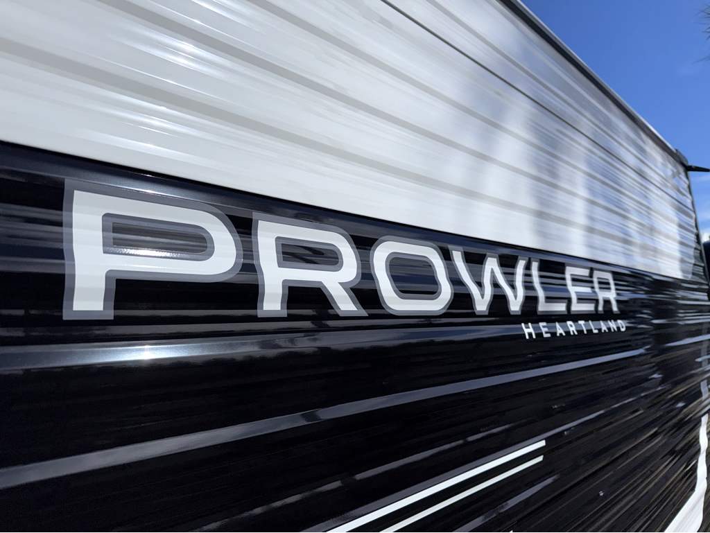 2026 HEARTLAND PROWLER 2000MB - Image 10