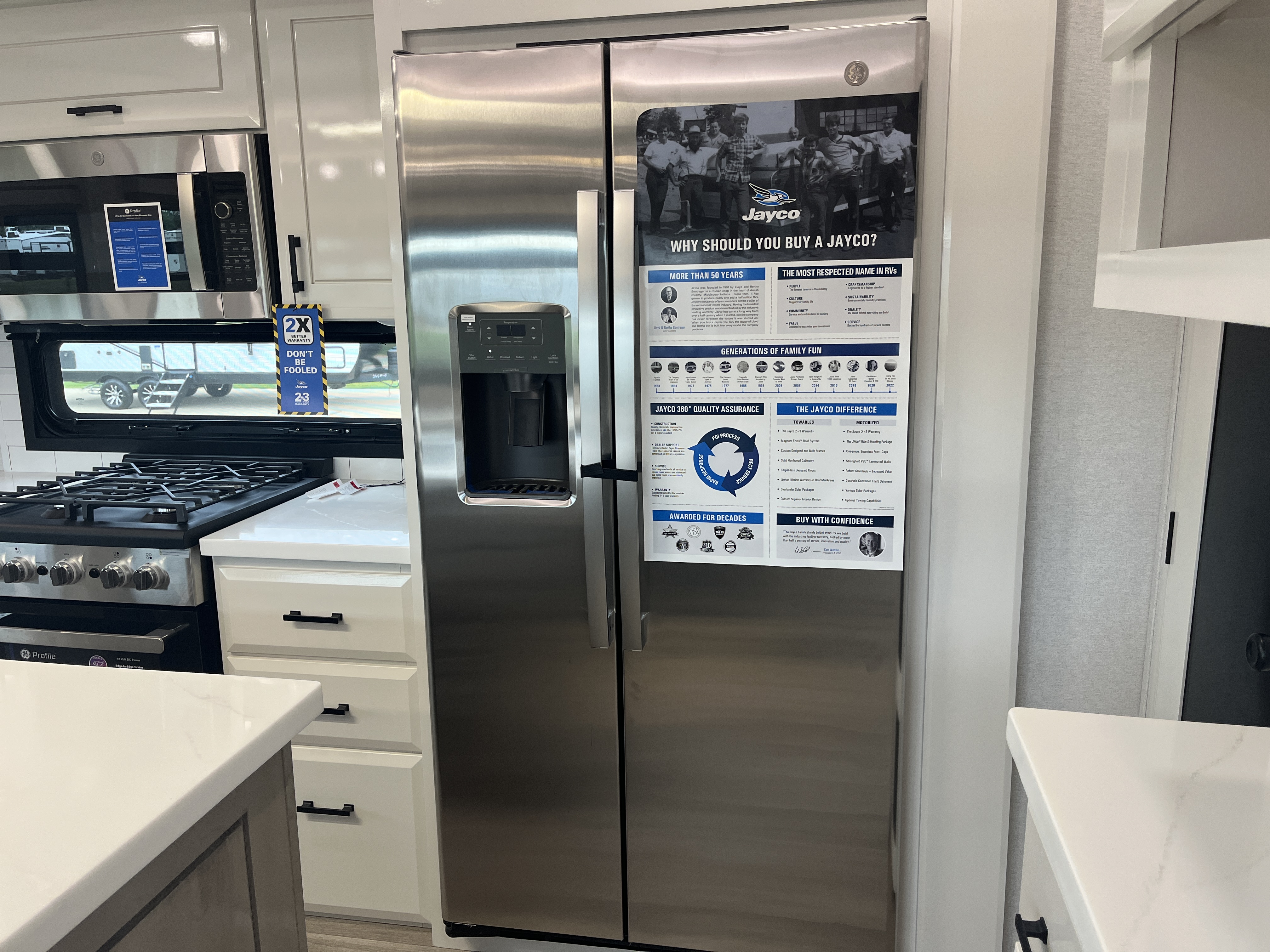 2027 JAYCO PINNACLE 32RLTS - Image 36