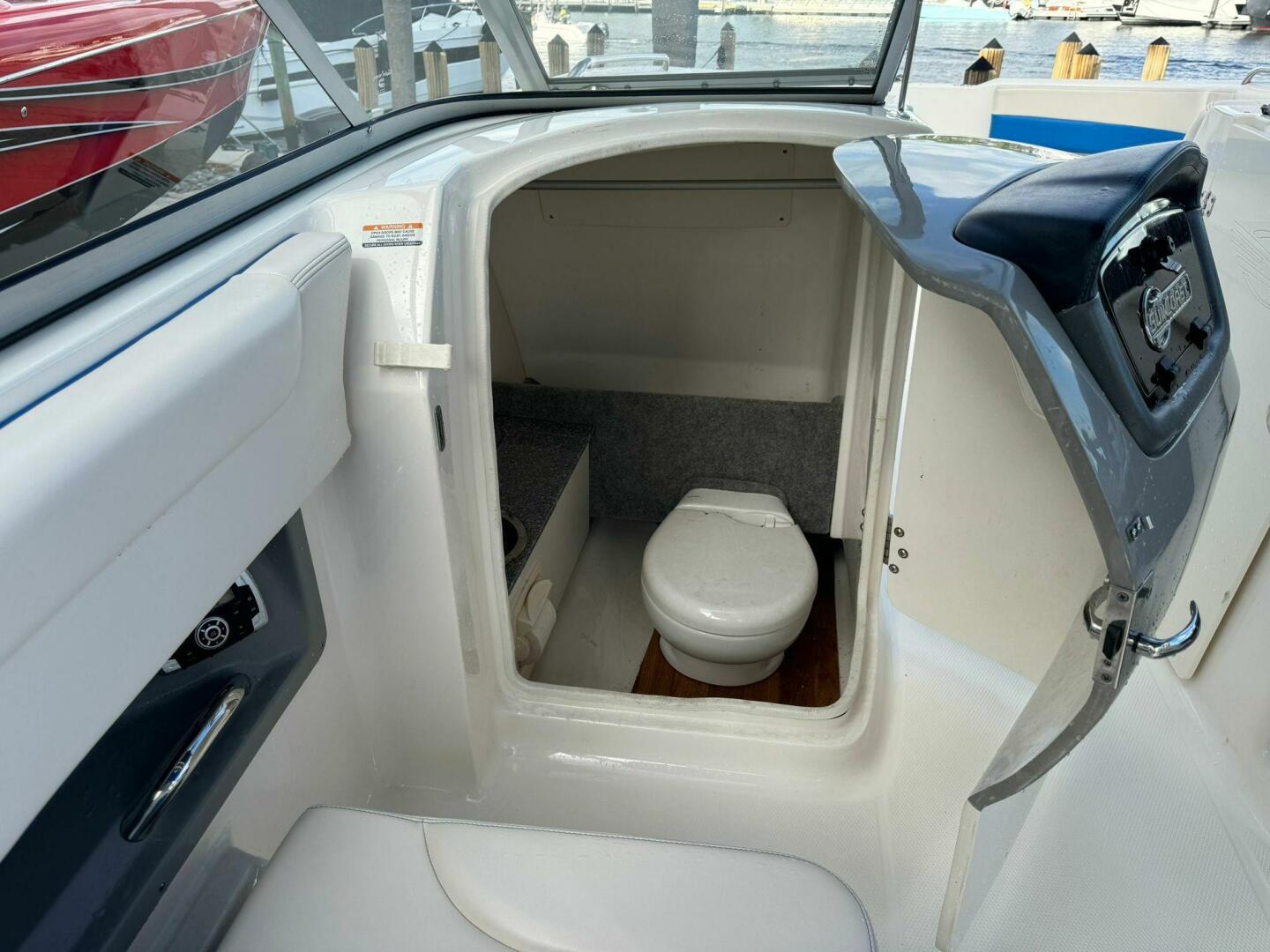 2017 Chaparral 250 Suncoast - Image 16
