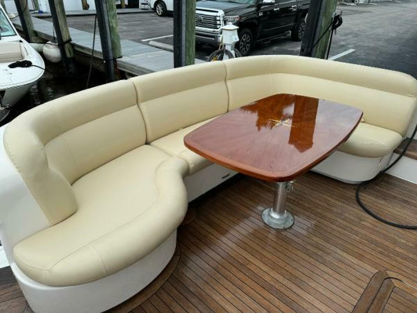 2010 Tiara Yachts 5800 Sovran - Image 18
