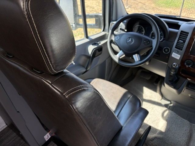 2018 Forest River Forester 2401R MBS - Image 4
