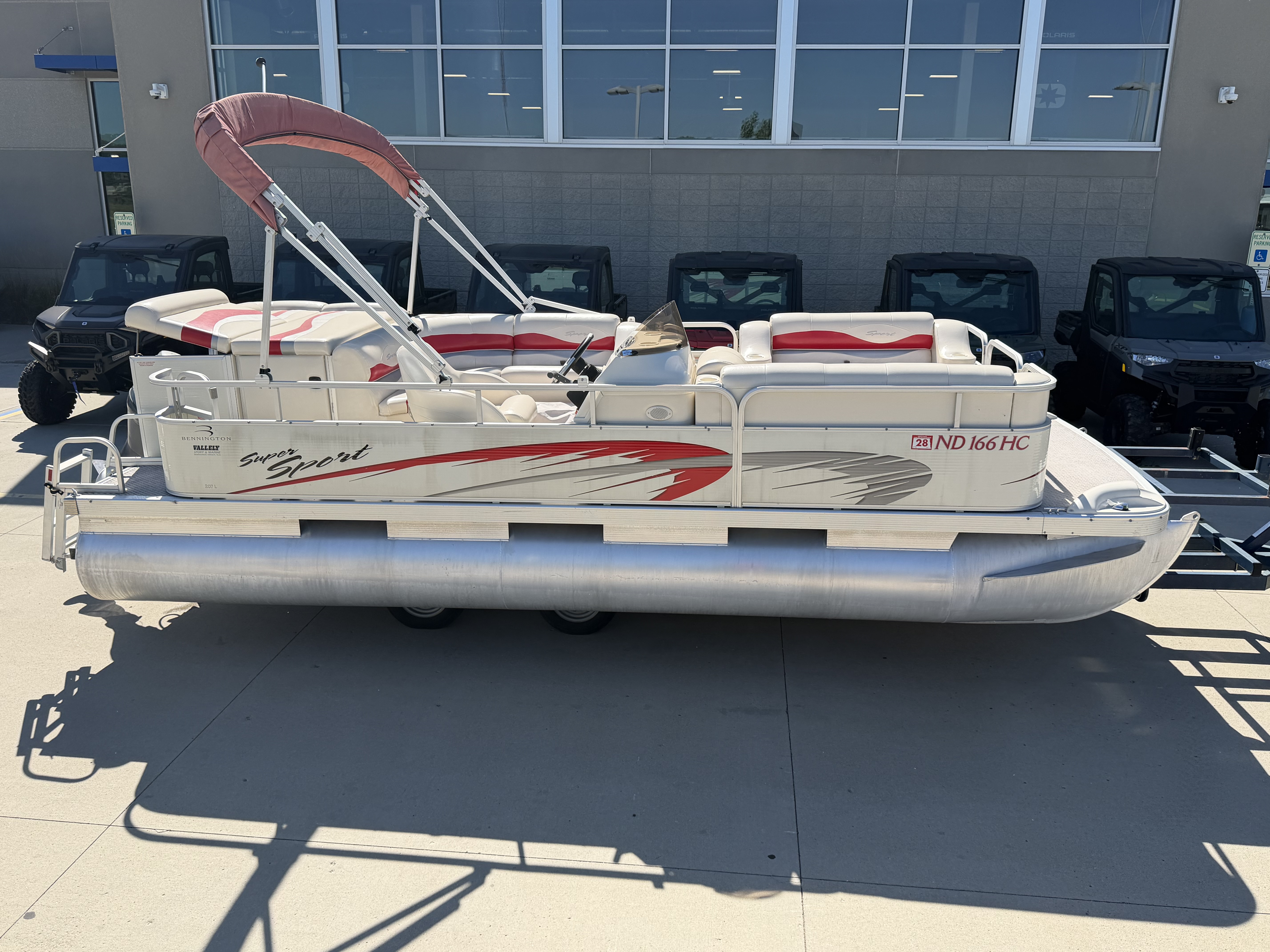 2004 Bennington 207L Super Sport - Image 2