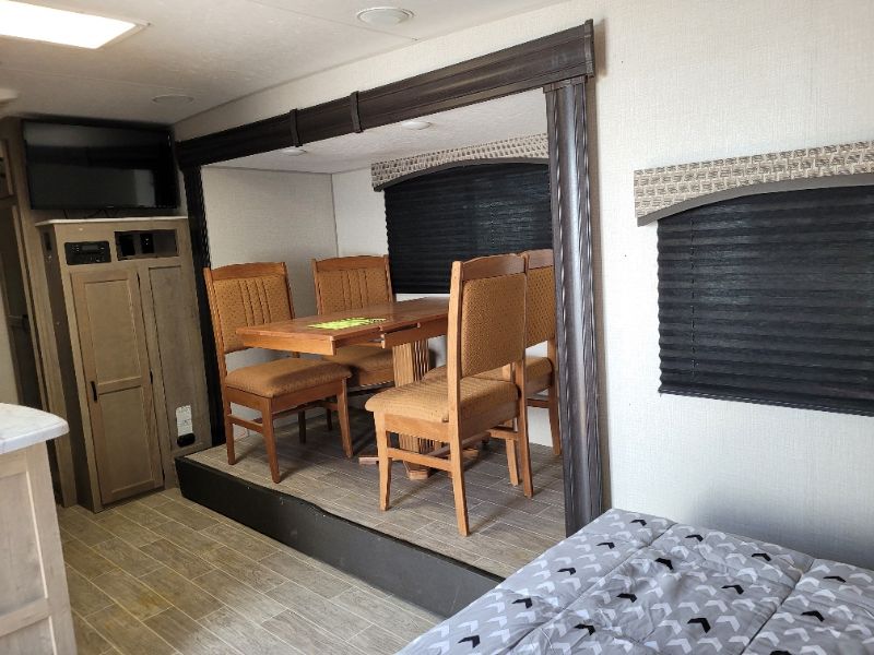 2021 Venture RV Sonic SN220VRB - Image 15