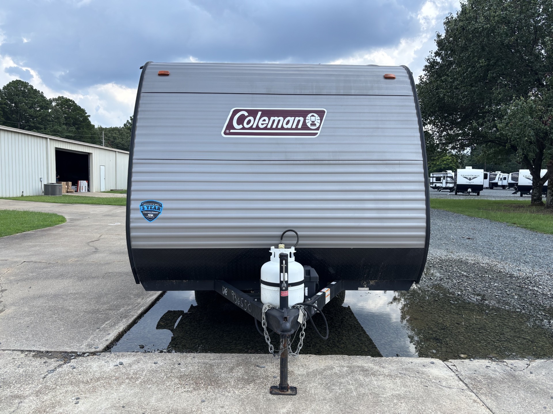 2023 Dutchmen Coleman 17B - Image 3
