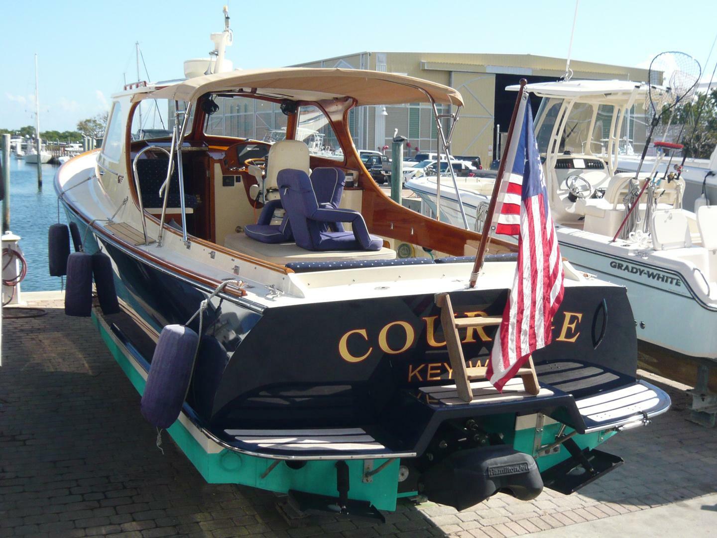 1998 Hinckley 36 Classic - Image 7