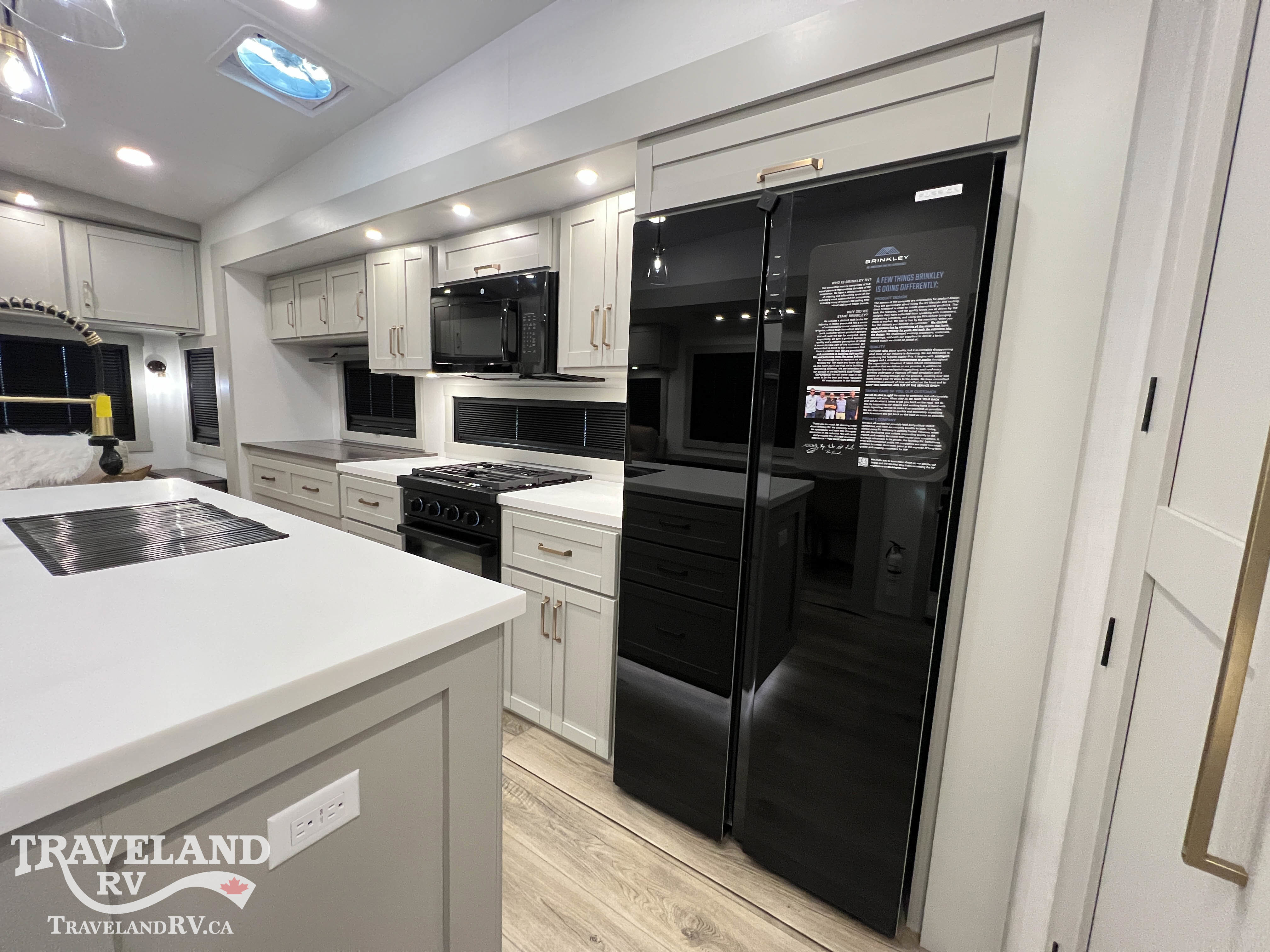 2026 Brinkley RV Model Z 3600 - Image 22