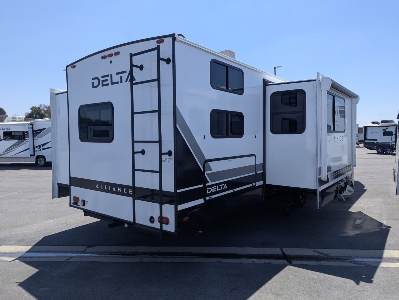 2027 Alliance RV Delta 321BH - Image 4