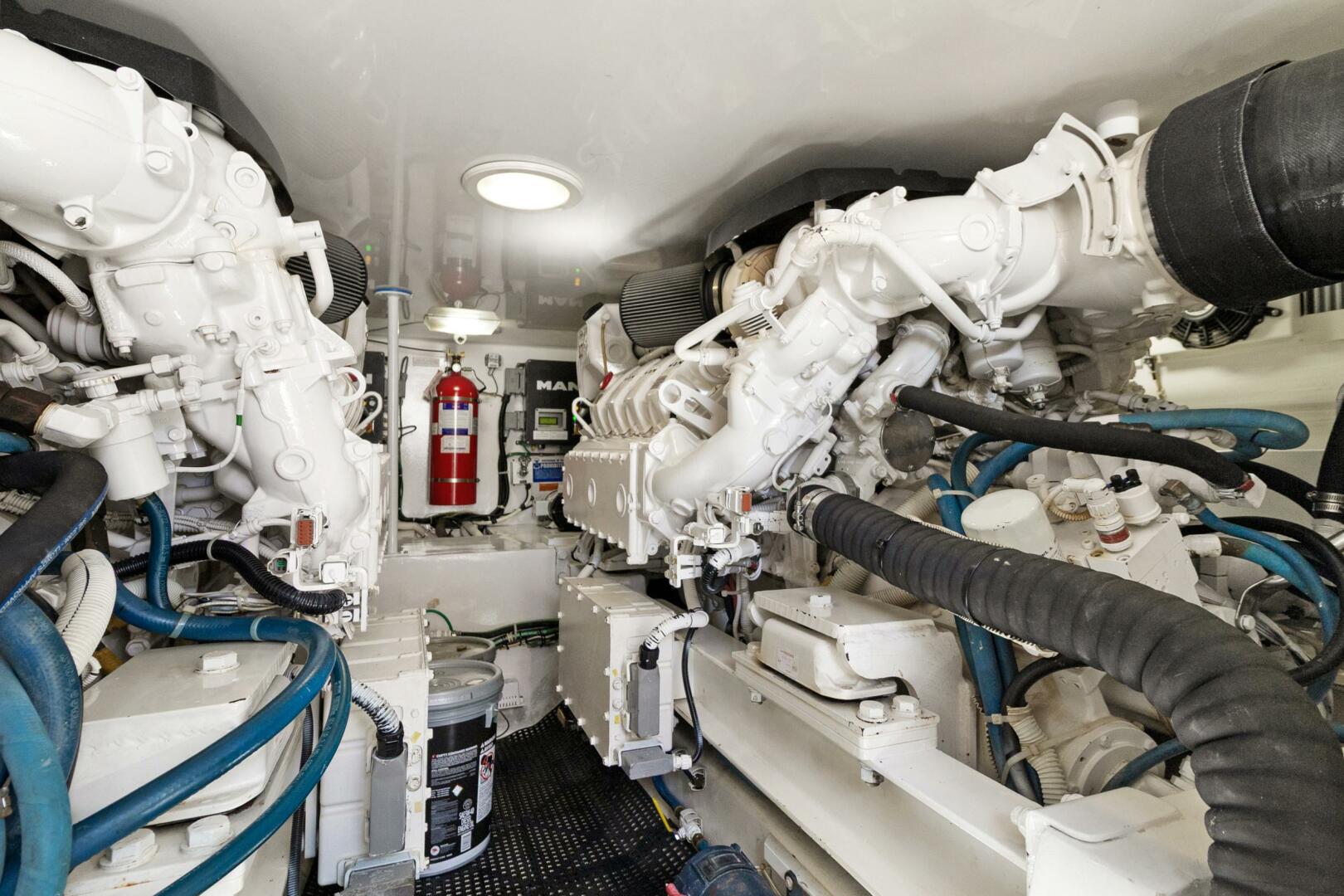 2015 Viking 46 Convertible - Image 38