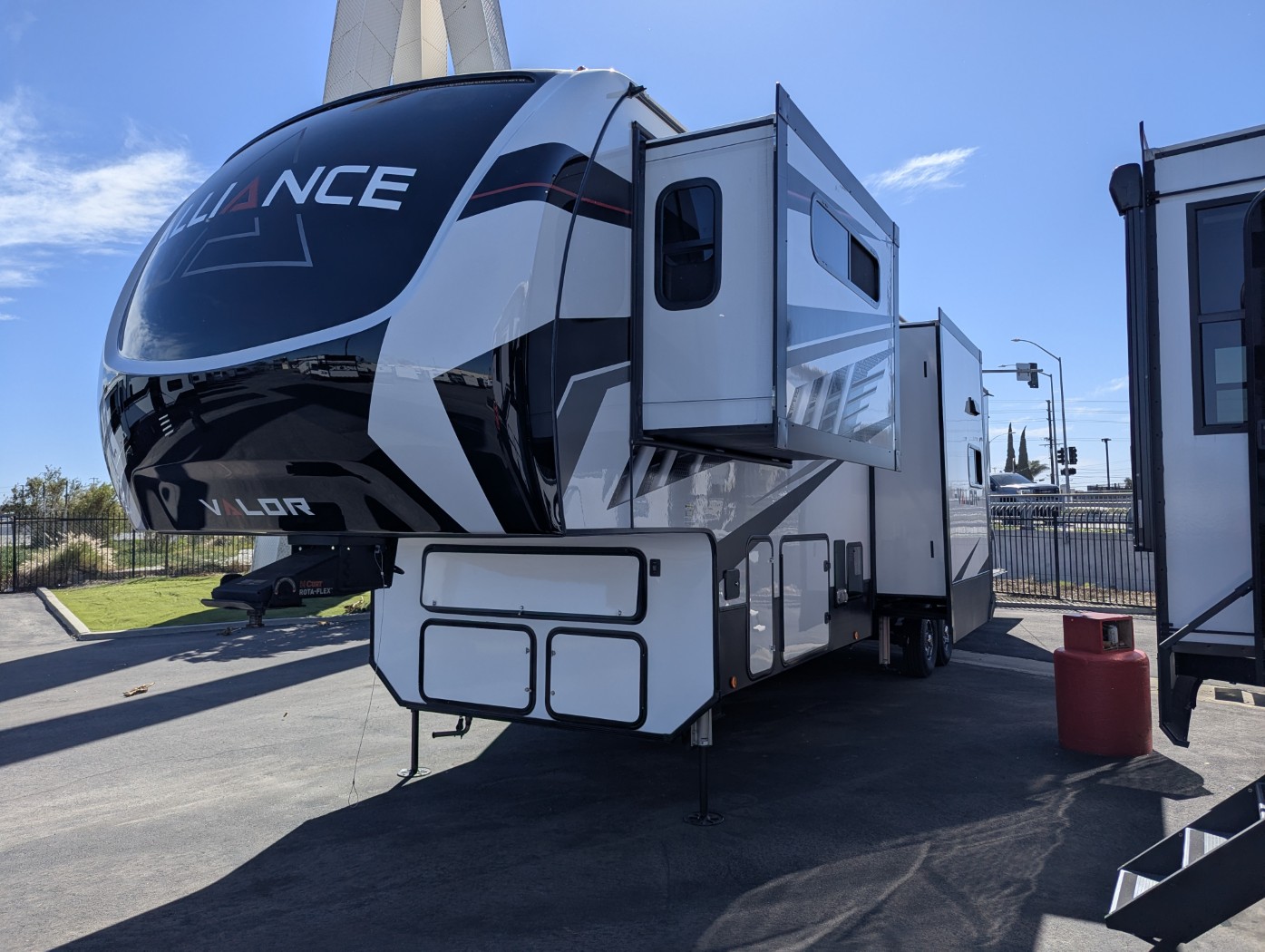 2023 Alliance RV Valor 36V11 - Image 3