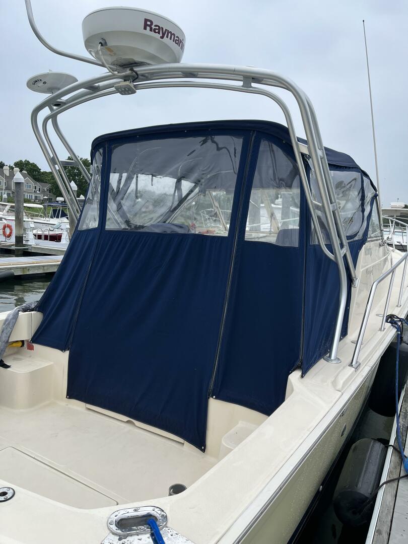 2005 Mainship Pilot 30 Base - Image 3