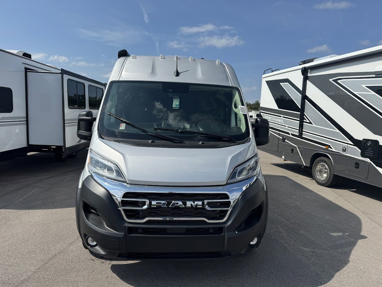 2026 JAYCO COMET 18C - Image 2