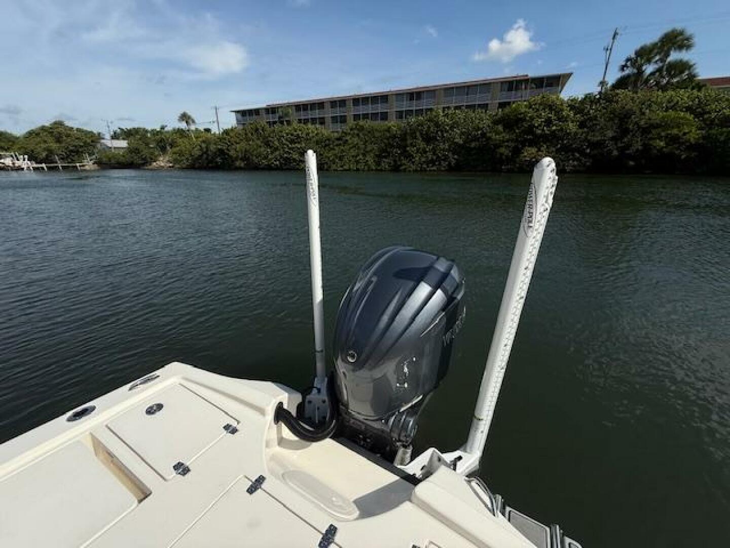 2022 Pathfinder 2500 Hybrid - Image 18