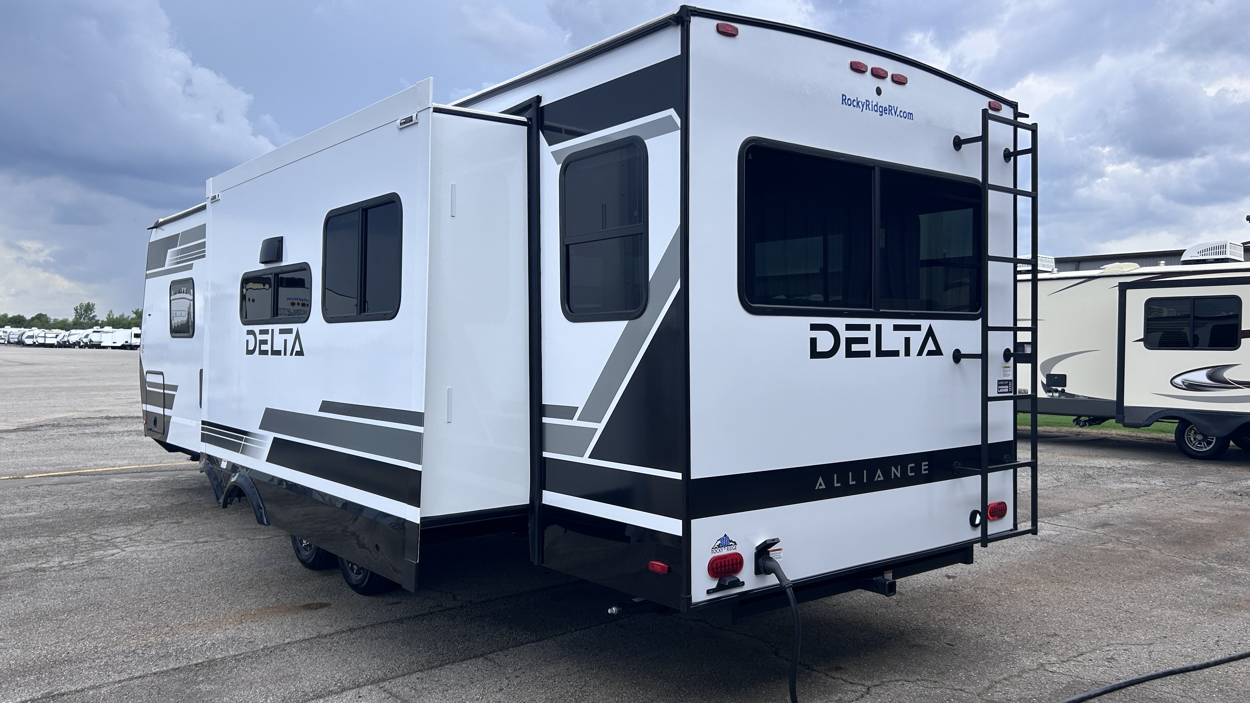 2026 Alliance RV Delta 292RL - Image 5