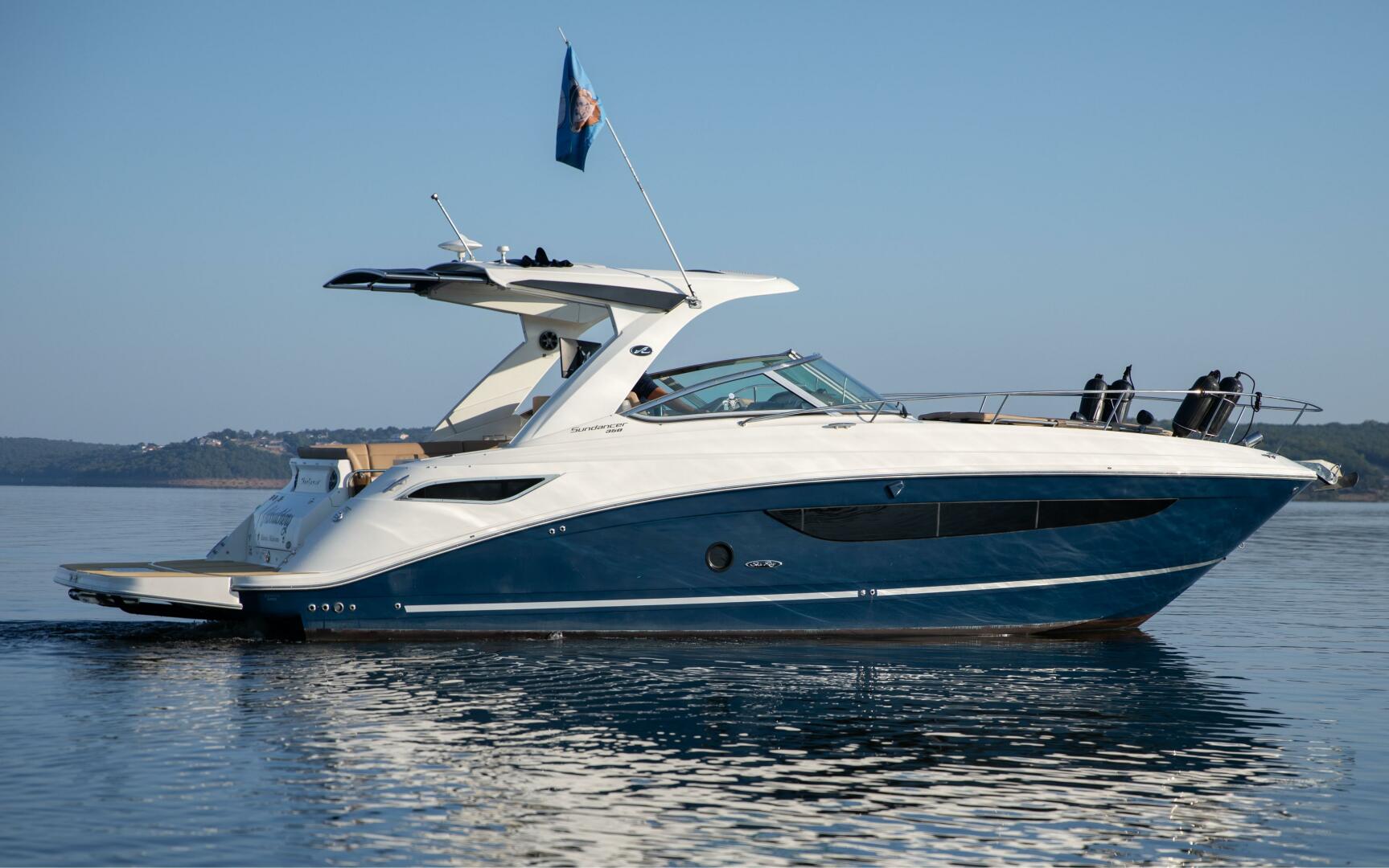 2016 Sea Ray Sundancer 350 - Image 6
