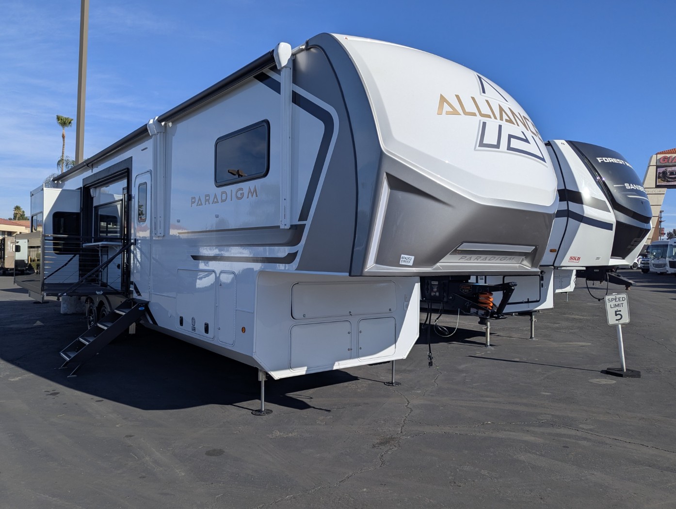 2026 Alliance RV Paradigm 388SP - Image 1