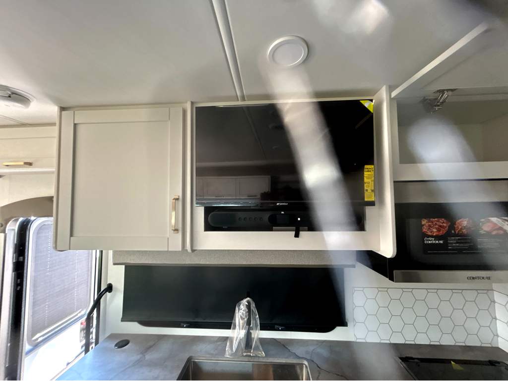 2027 JAYCO GREYHAWK 29MV - Image 19