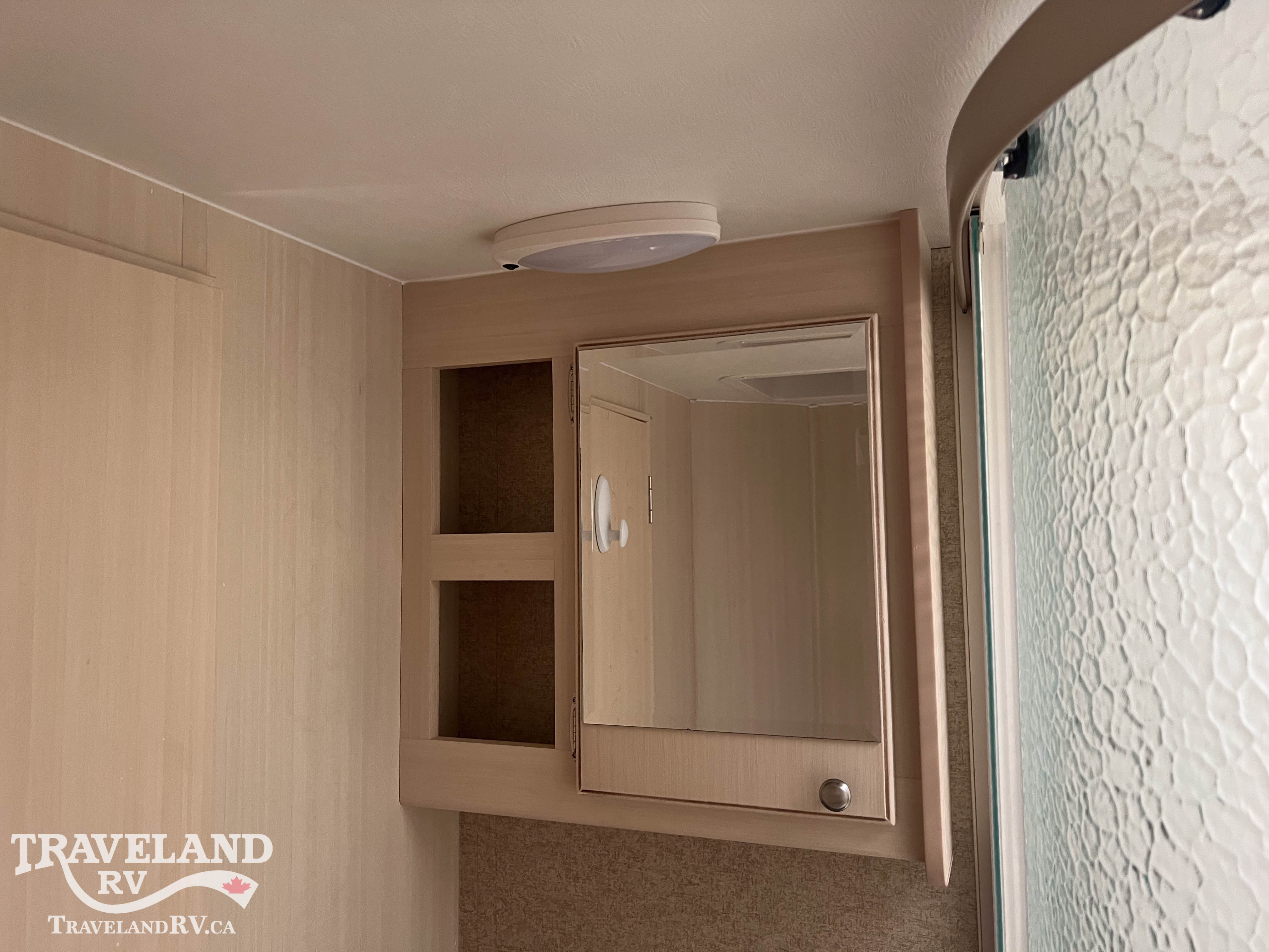 2017 WINNEBAGO MINNIE 24RKS - Image 24