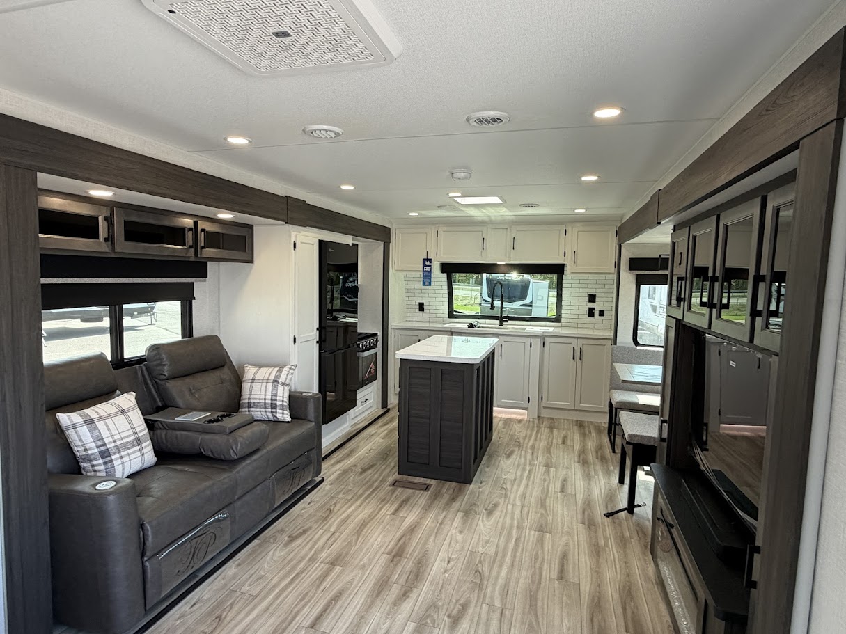 2026 VENTURE RV SPORTTREK 333VFK - Image 69