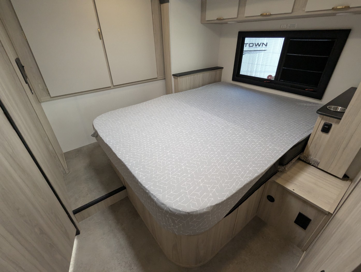 2027 Coachmen Cross Trail 26XG - Image 20
