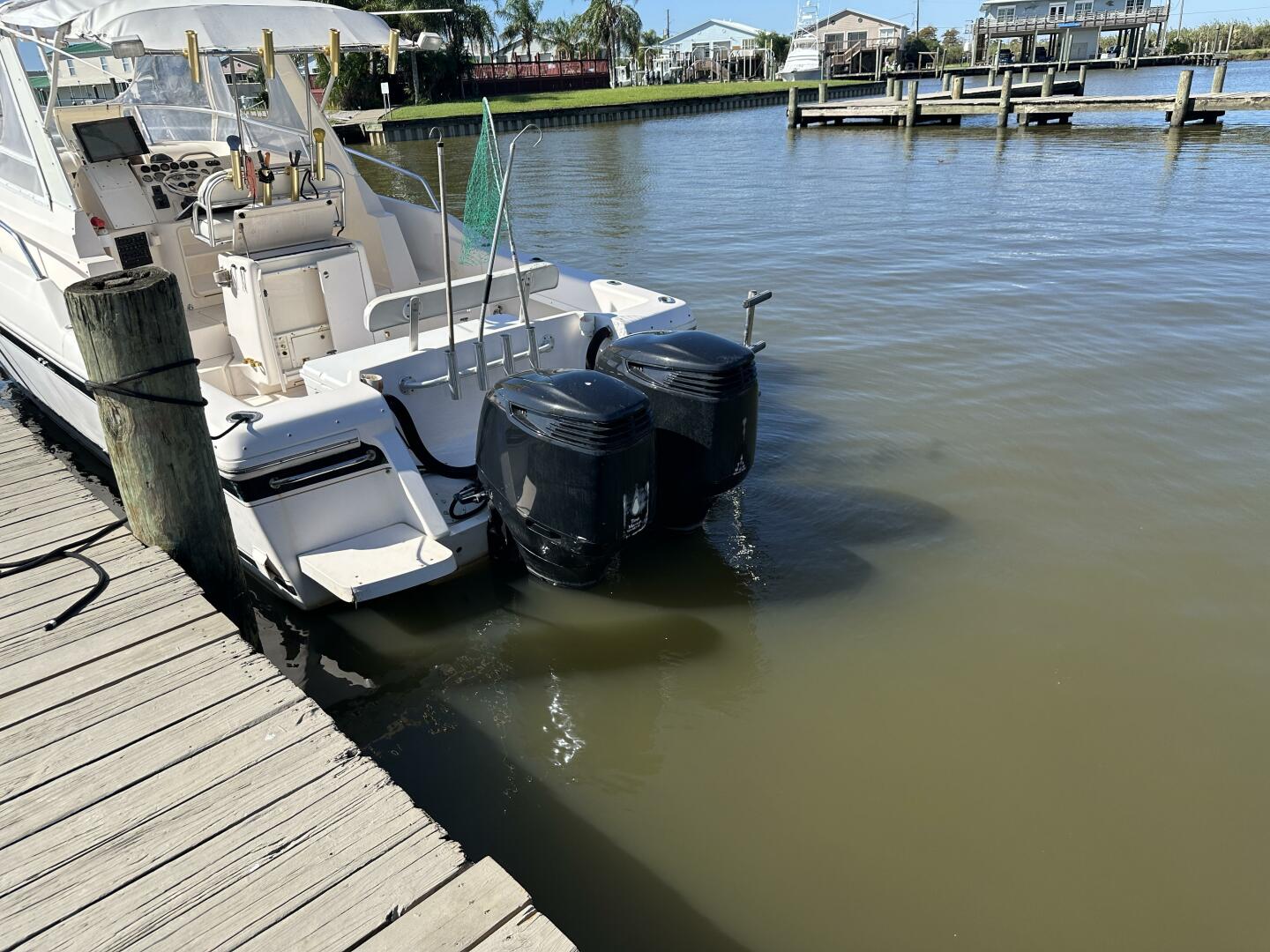 1994 Intrepid 376 Walkaround - Image 105