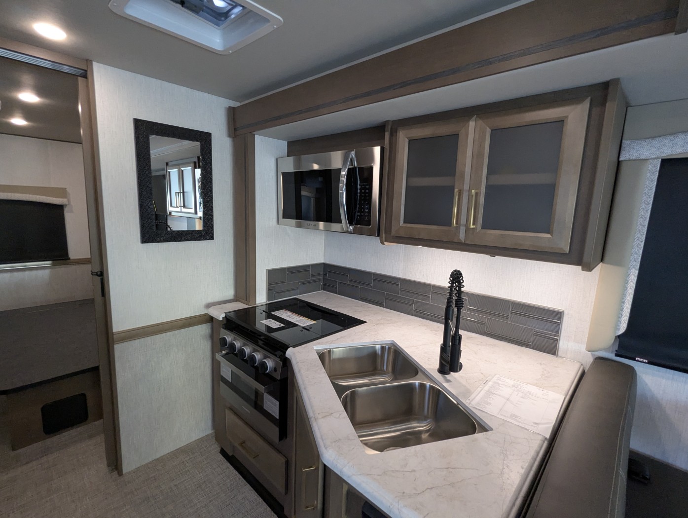 2026 Fleetwood Flair 28A - Image 18