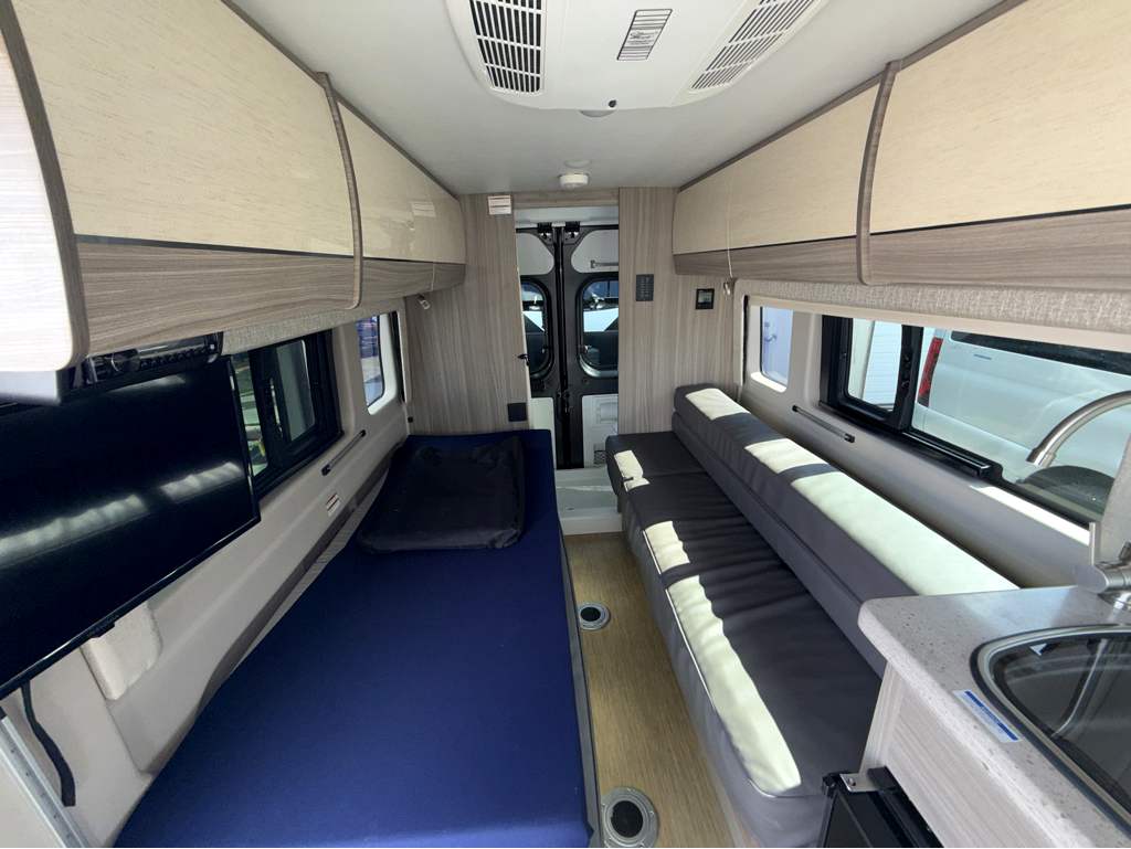 2022 ENTEGRA COACH ETHOS 20T - Image 9