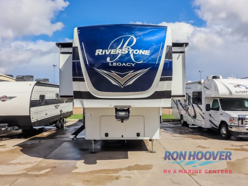 2024 FOREST RIVER 421FK - Image 2
