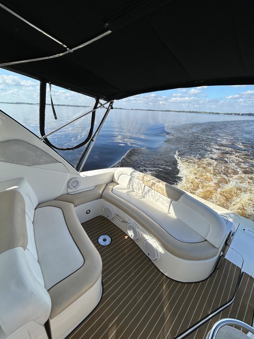 2009 Sea Ray 310 Sundancer - Image 4