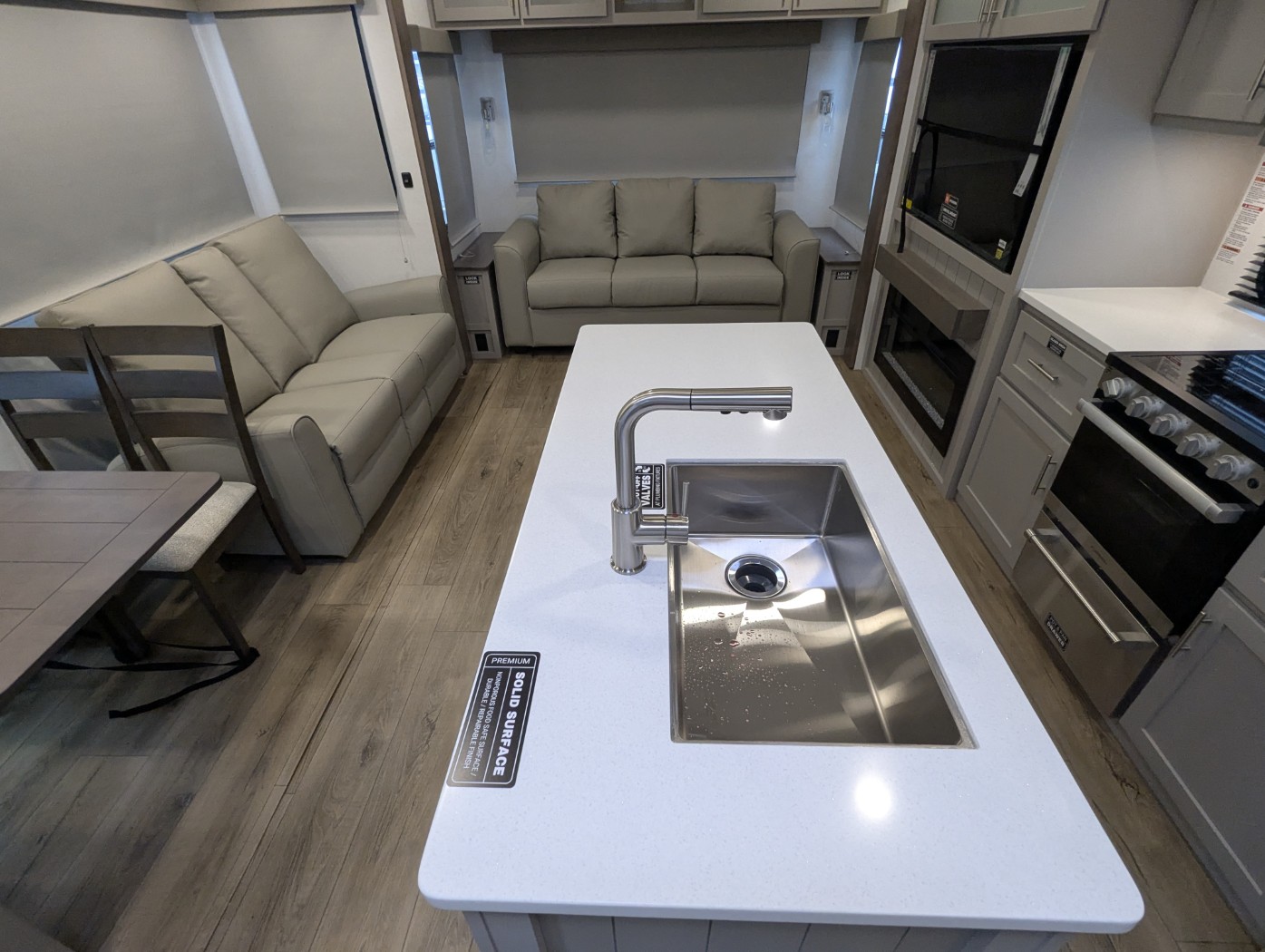 2026 Alliance RV Avenue 32RLS - Image 18