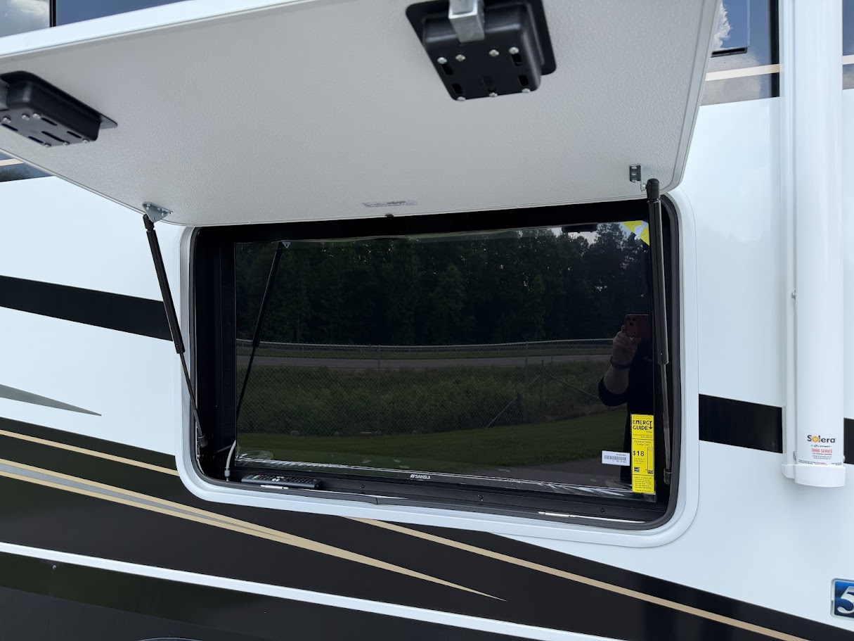 2027 JAYCO PINNACLE 32RLTS - Image 7