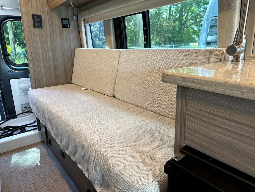 2024 JAYCO SWIFT 20T - Image 13
