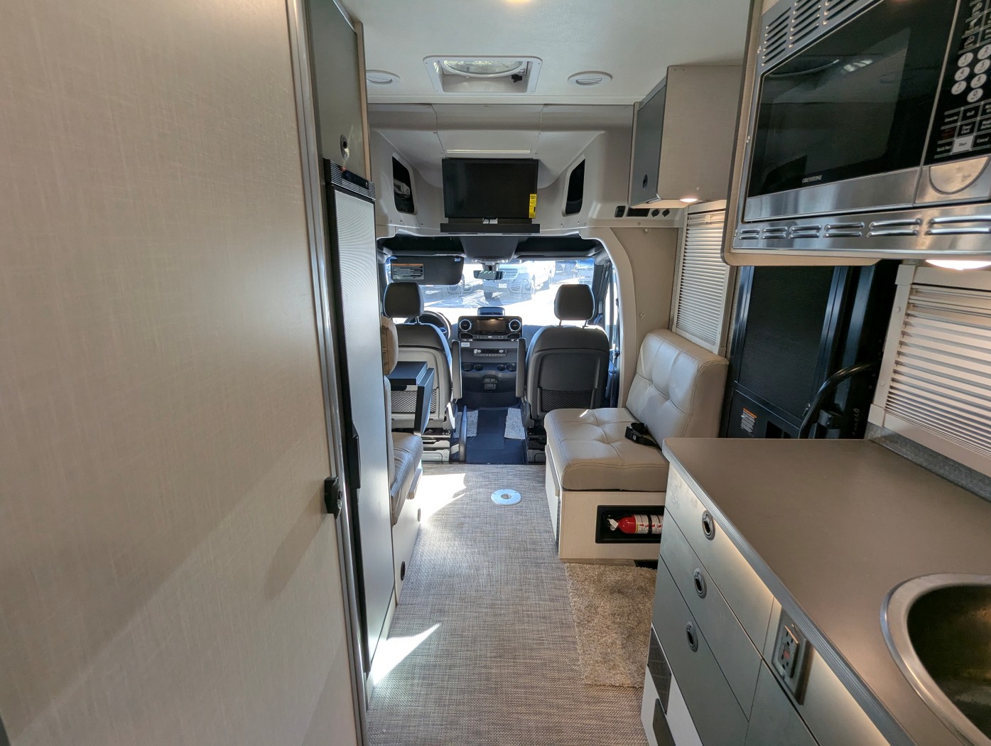 2026 Winnebago EKKO Sprinter 23B AWD - ATH Edition - Image 32