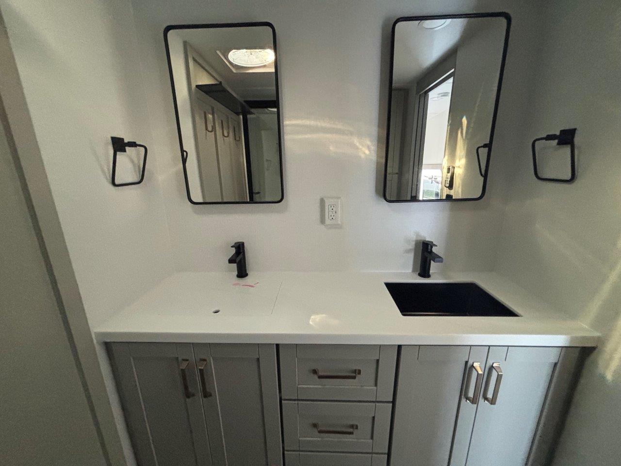 2026 Brinkley RV Model Z 3600 - Image 14