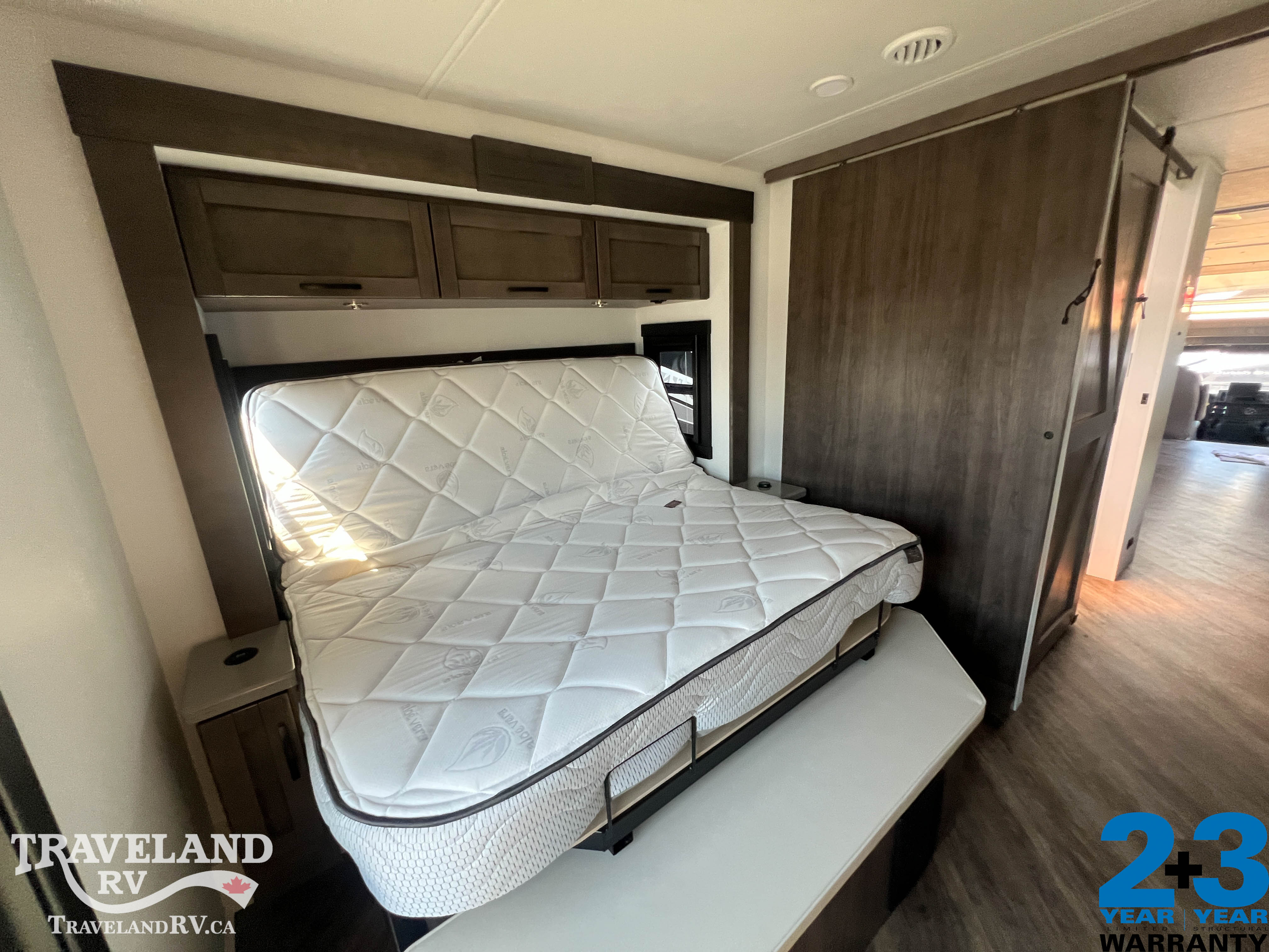 2026 Jayco Seneca 37L - Image 29