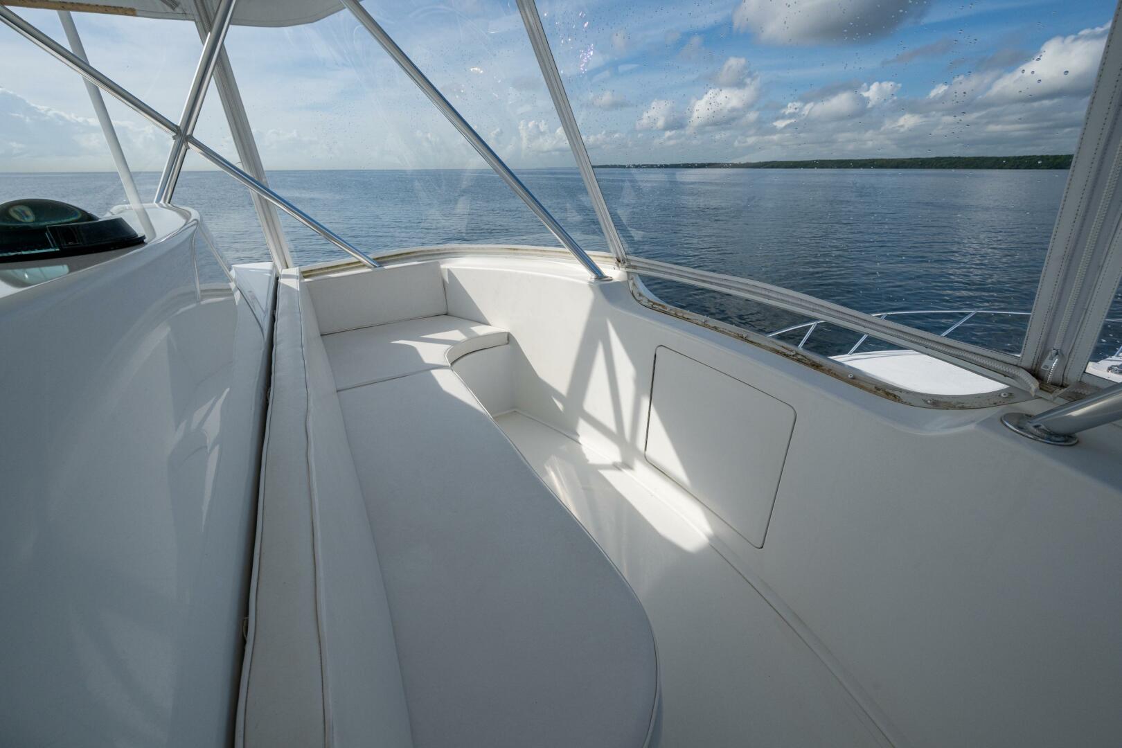 2004 Viking 48 Convertible - Image 44