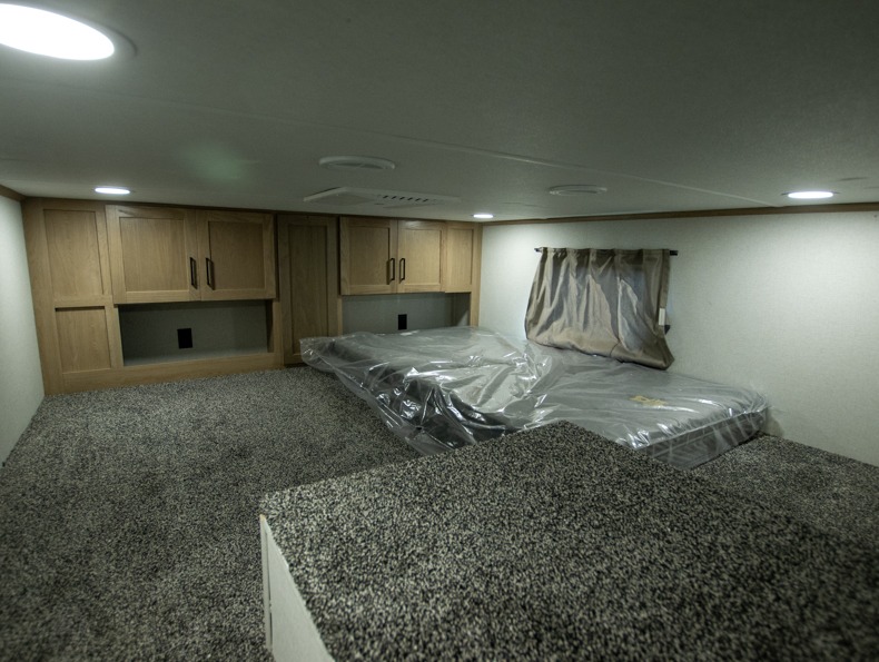 2026 Forest River Sandpiper Destination 422FKL - Image 26
