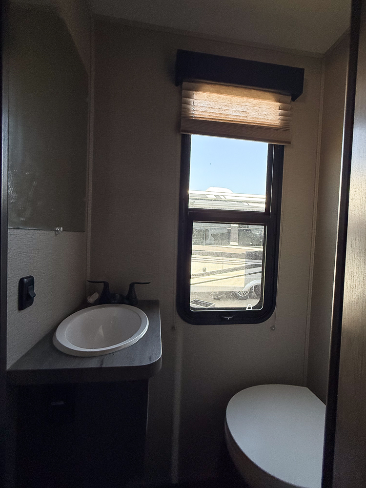 2020 GRAND DESIGN 395M - Image 35