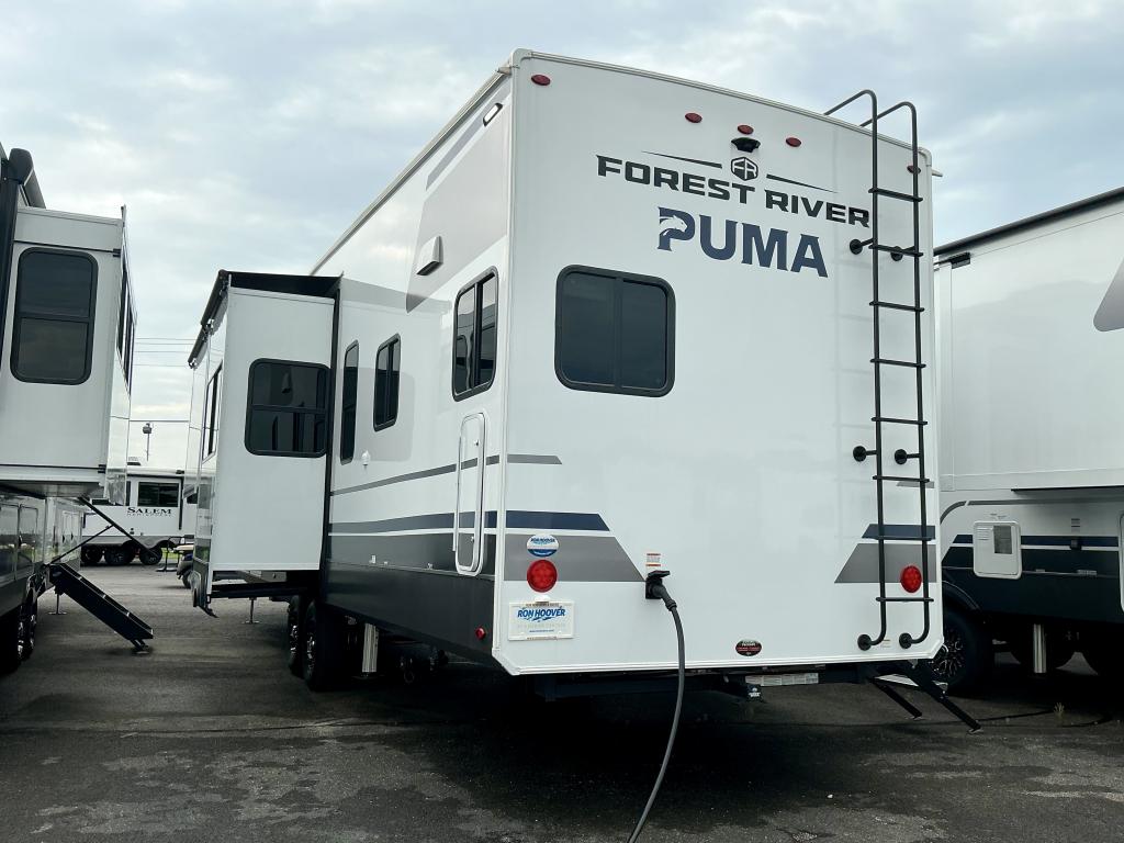 2026 PALOMINO 384RKH - Image 2