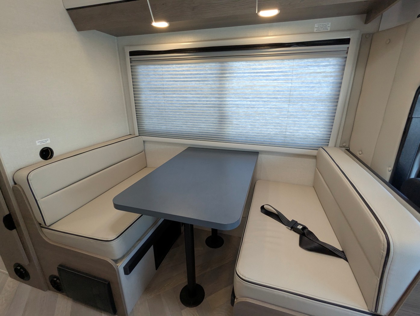 2025 Coachmen Cross Trail EV 20XG - Image 17