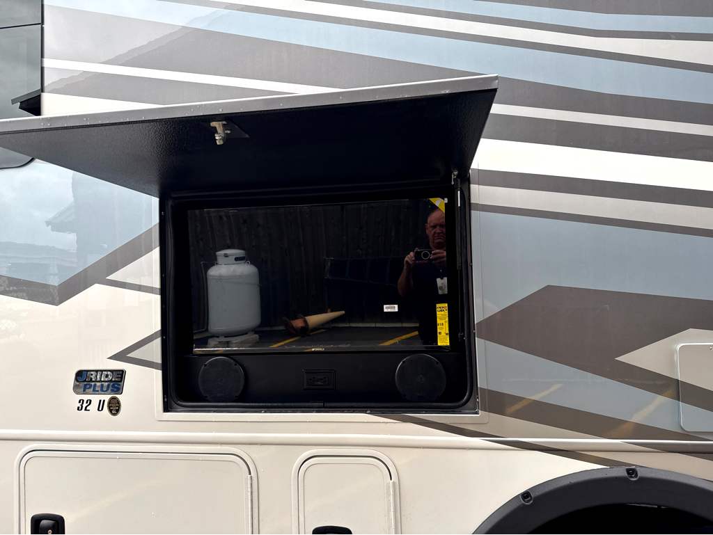 2027 JAYCO GREYHAWK XL 32U - Image 5