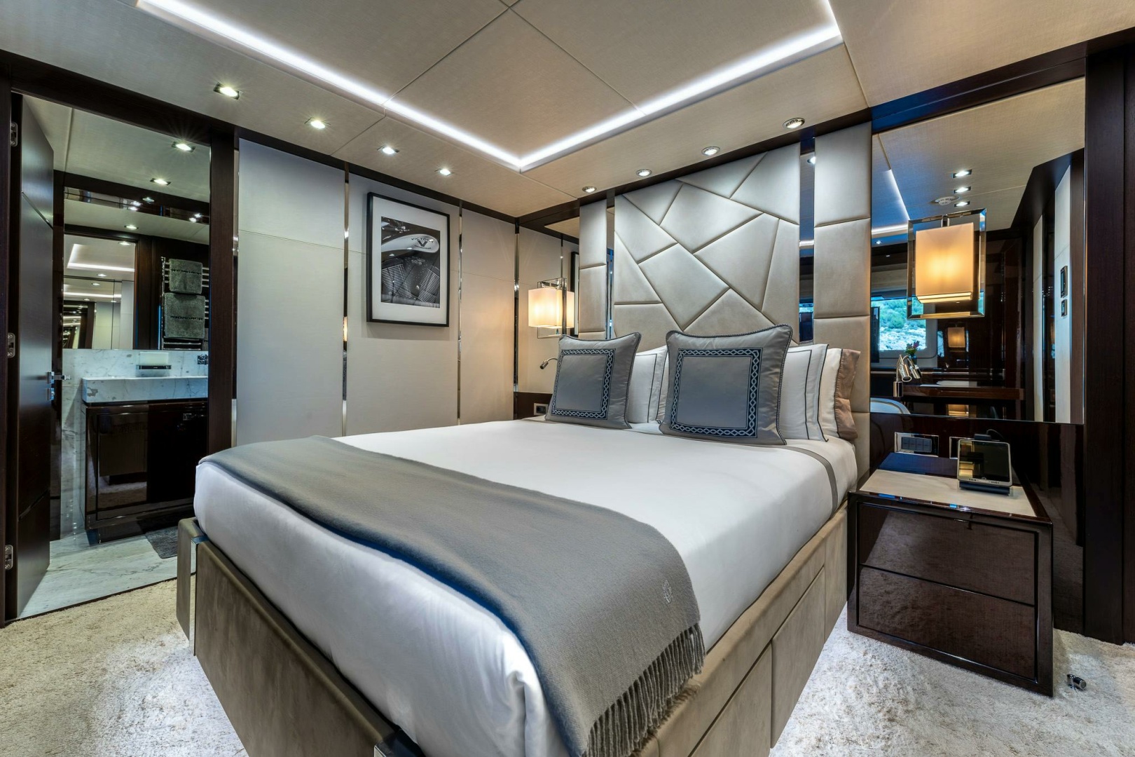 2020 Sunseeker Sunseeker 116 Yacht - Image 32